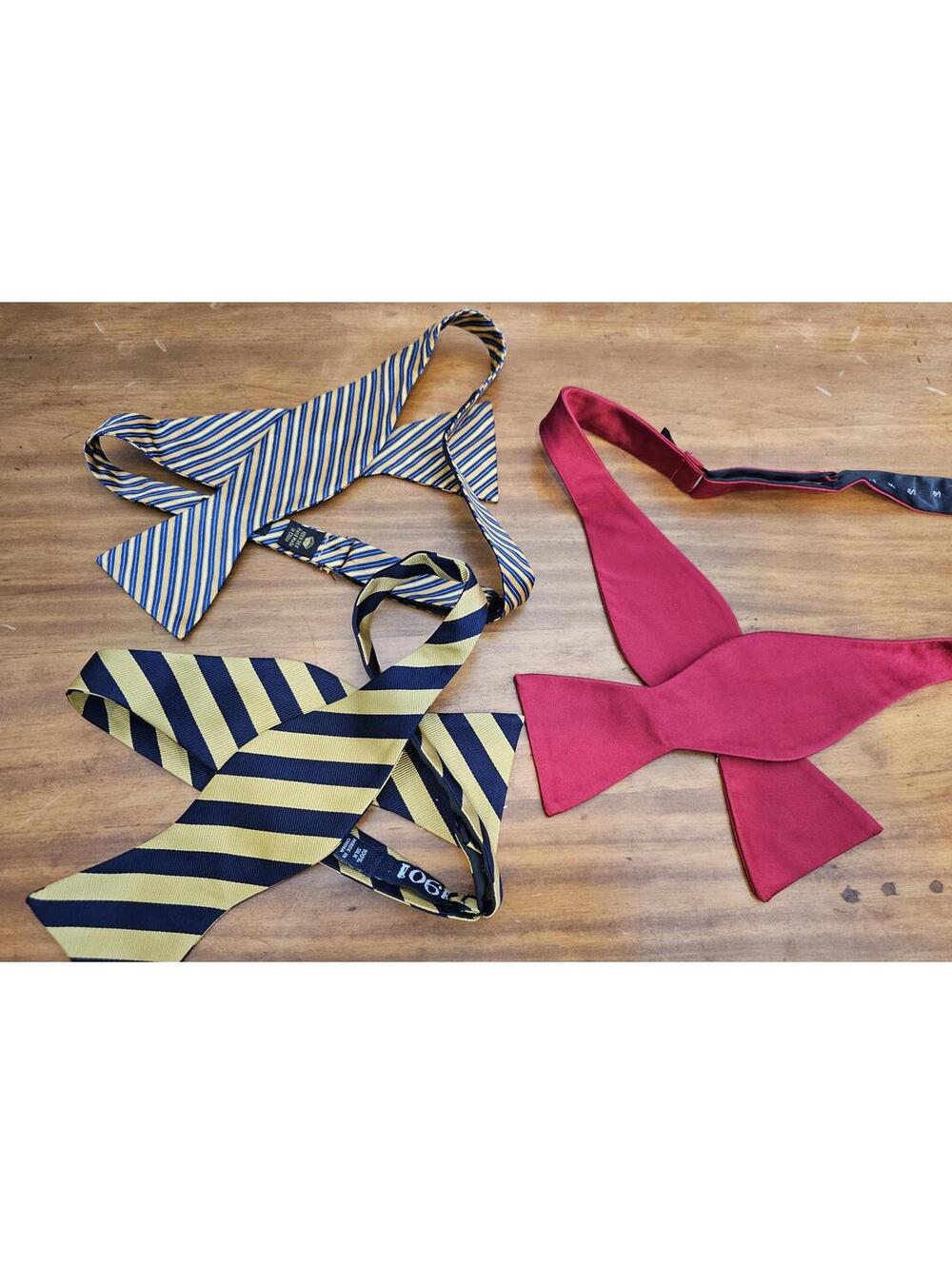 Set of Three--Contess Mara Bow Tie Multicolor Mens